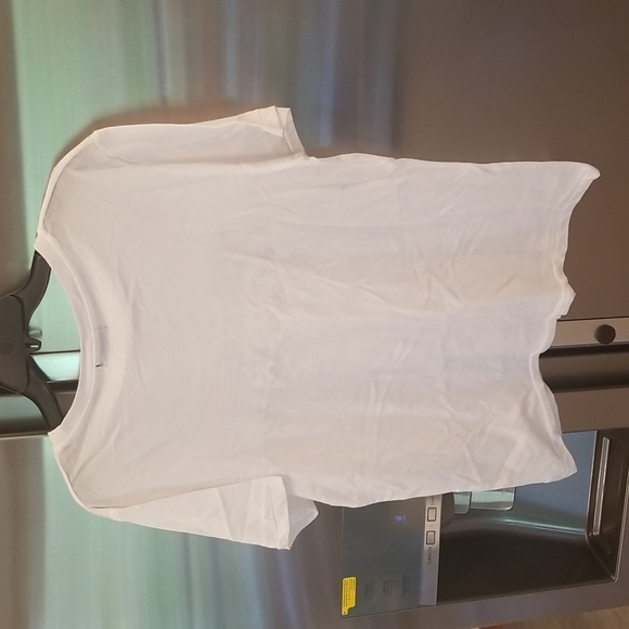 💕WILDFOX💕 Bikinis & Bellinis Graphic Tee L NWT - Picture 2 of 9